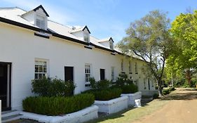 Lythgo'S Row Colonial Cottages